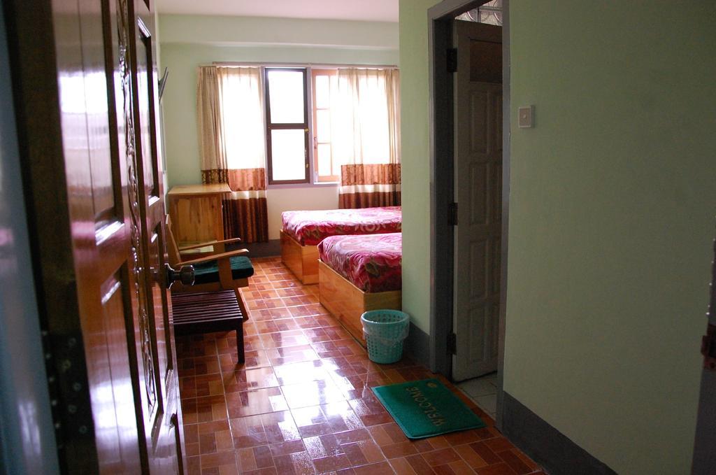 Dormitory @ Golden Kalaw Hotel Экстерьер фото