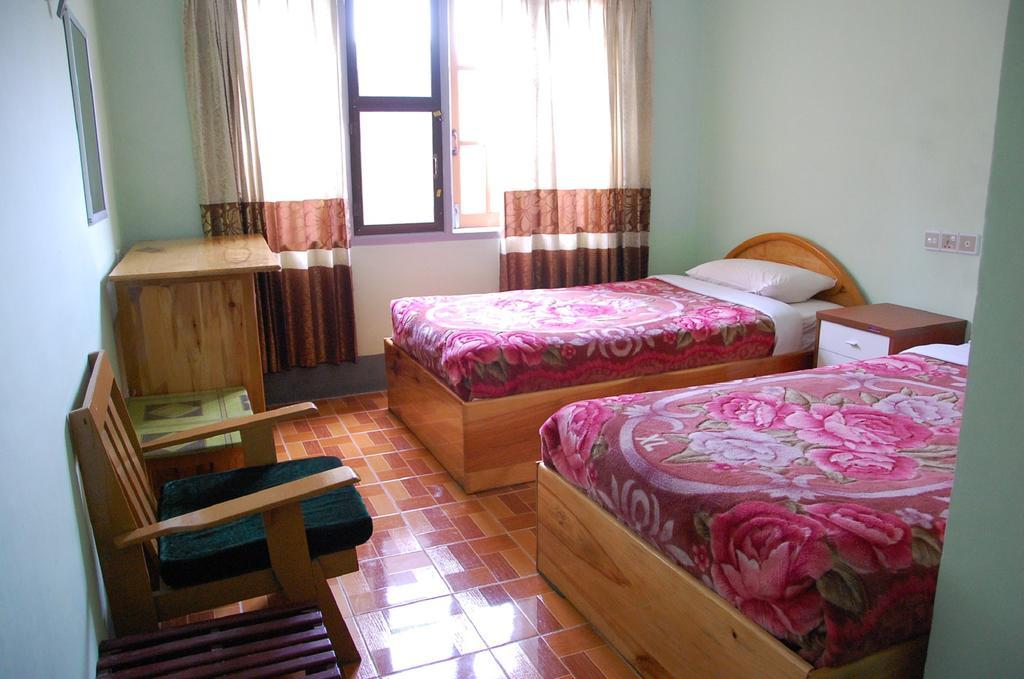 Dormitory @ Golden Kalaw Hotel Экстерьер фото