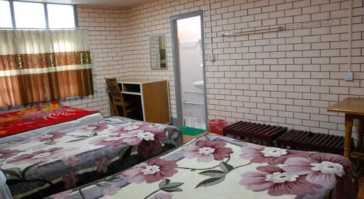 Dormitory @ Golden Kalaw Hotel Экстерьер фото