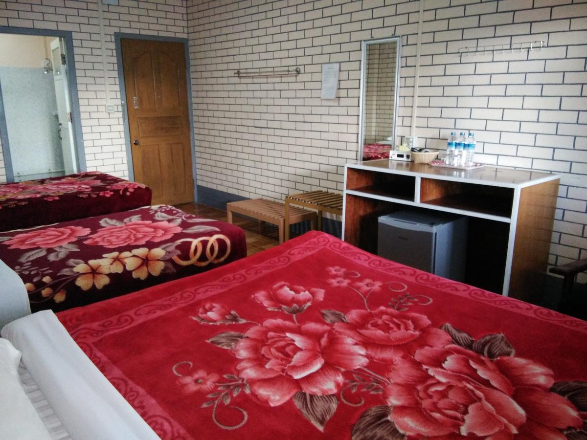 Dormitory @ Golden Kalaw Hotel Экстерьер фото