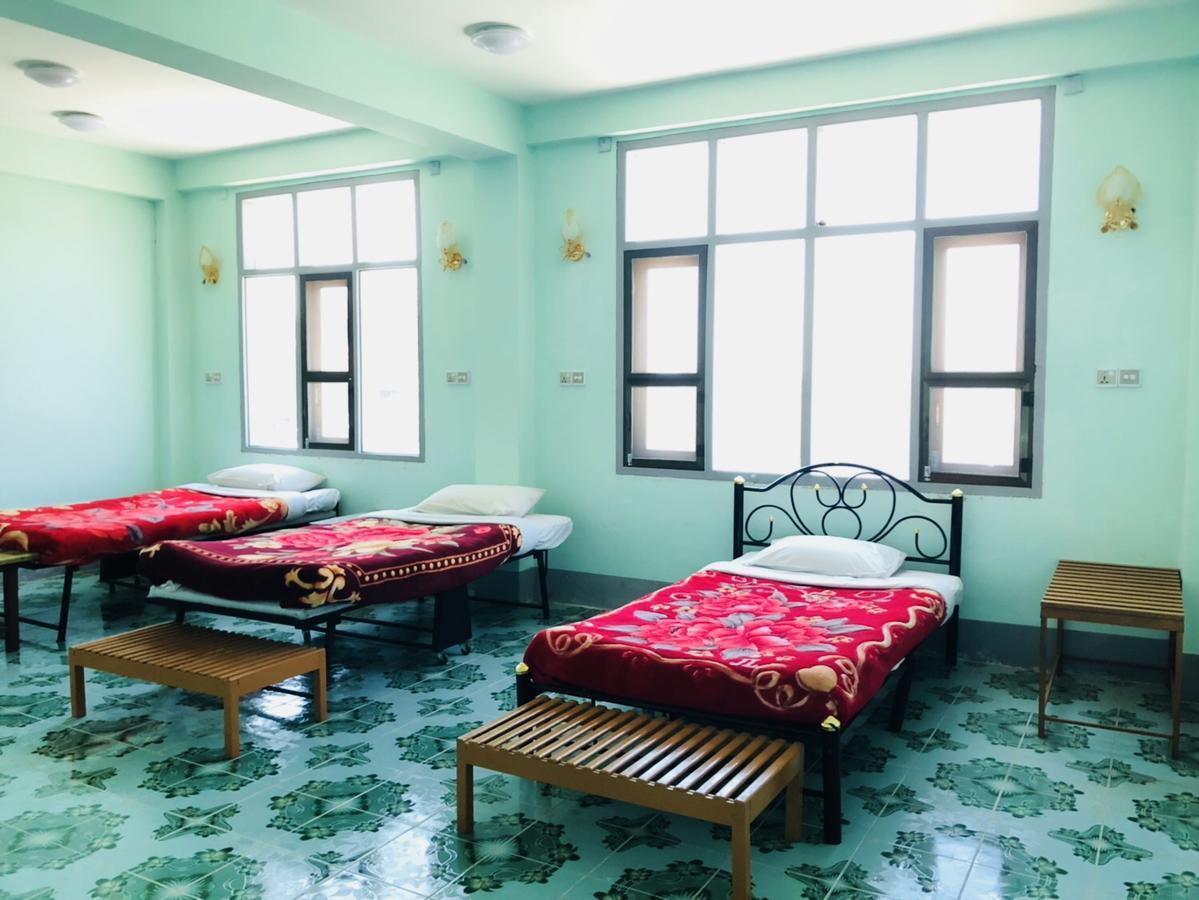 Dormitory @ Golden Kalaw Hotel Экстерьер фото