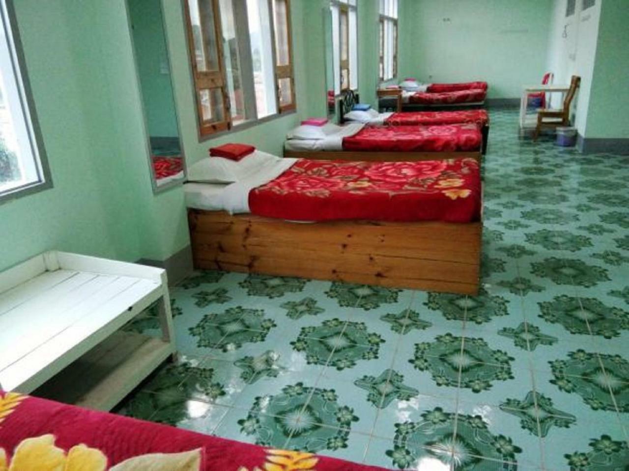 Dormitory @ Golden Kalaw Hotel Экстерьер фото